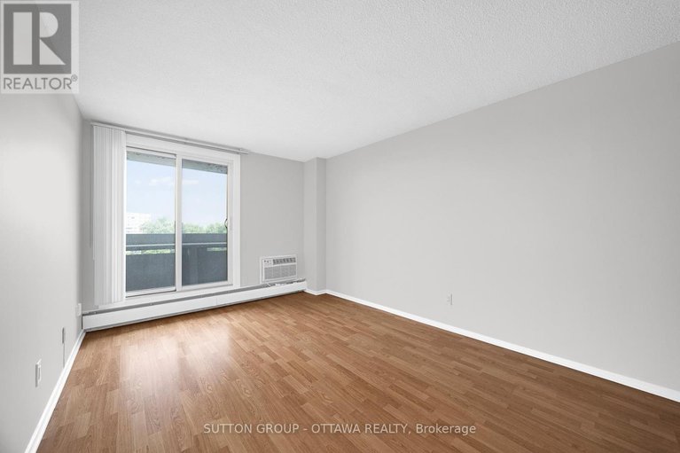 28727418/711-1171-ambleside-drive/woodroffe/ottawa/ontario/K2B8E1_24