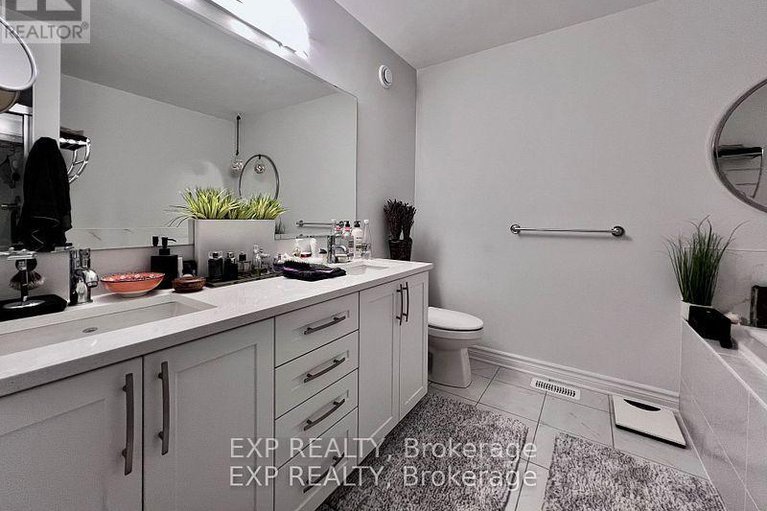 28505159/926-brian-good-avenue/riverside-southgloucester-glen/ottawa/ontario/K4M0N7_32