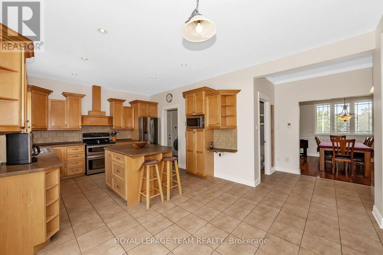 28614857/17-kolo-drive/remainder-of-stittsville-area/ottawa/ontario/K0A1B0_10