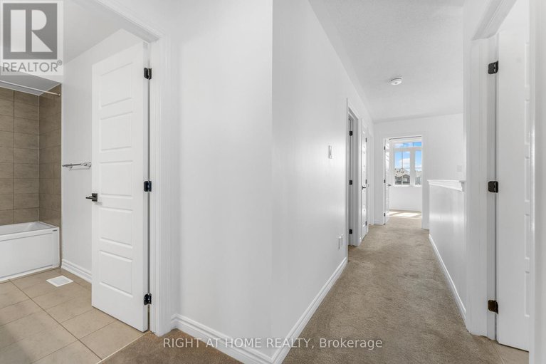 29248169/47-mudminnow-crescent/avalon-west/ottawa/ontario/K4A5H9_27