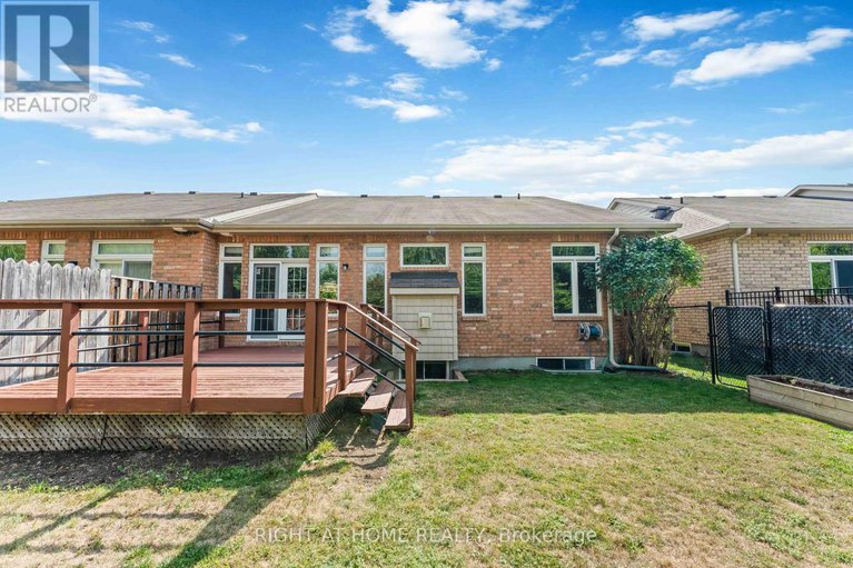28850097/936-burwash-landing-byway/morgans-grantsouth-march/ottawa/ontario/K2W0C8_30