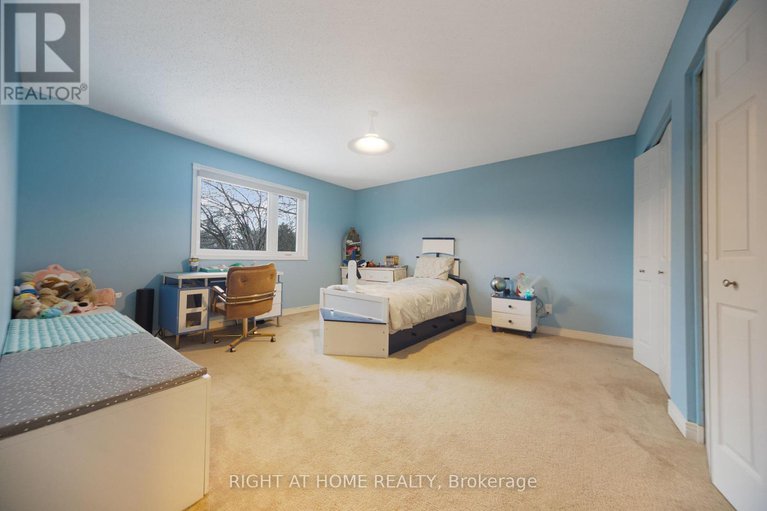 29255006/32-marble-arch-crescent/centrepointe/ottawa/ontario/K2G5S3_29