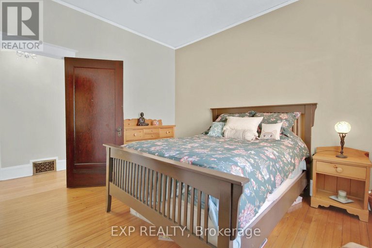 28234509/650-churchill-avenue-n/laurentianview/ottawa/ontario/K1Z5G1_37