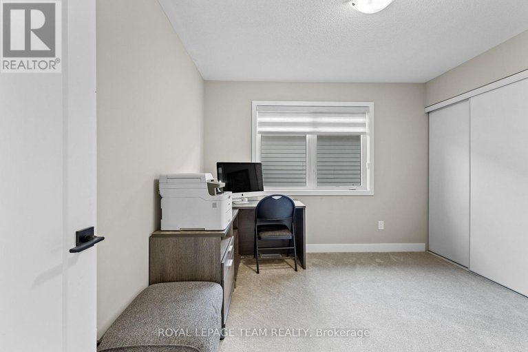 29042770/28-dun-skipper-drive/blossom-parkkemp-parkfindlay-creek/ottawa/ontario/K1X0J3_26