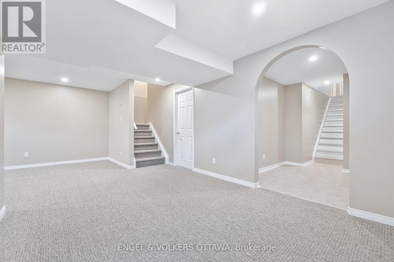 29096516/26-carleton-cathcart-street/stittsville-south/ottawa/ontario/K2S1M7_33