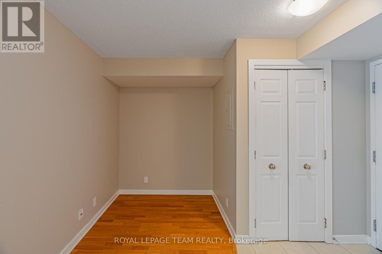 28559939/804-138-somerset-street-w/ottawa-centregolden-triangle/ottawa/ontario/K2P0A3_11