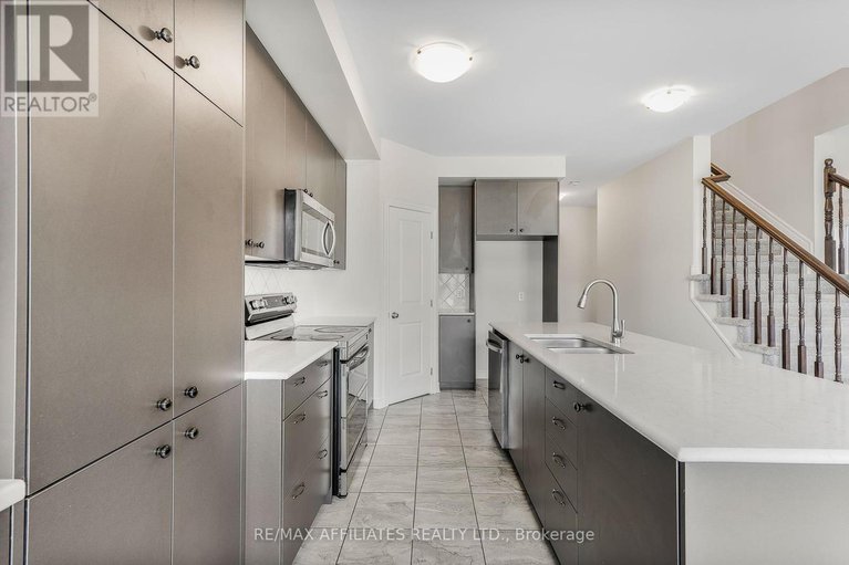 28557333/784-namur-street/embrun/russell/ontario/K0A1W0_13