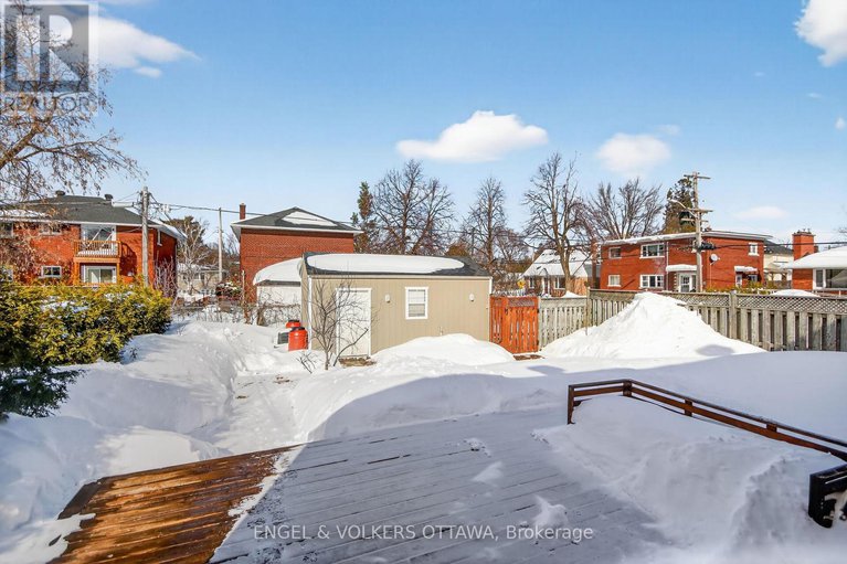 29397615/1235-erie-avenue/ridgemont/ottawa/ontario/K1V6G5_30