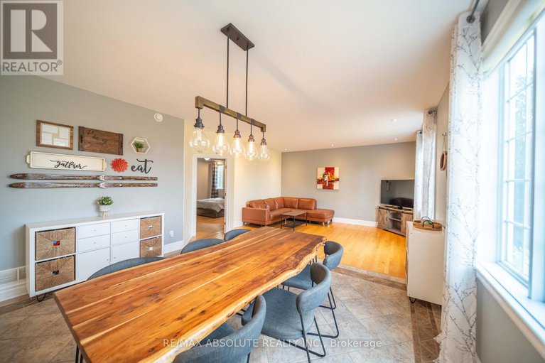 28781773/735-st-thomas-road/russell-twp/russell/ontario/K0A1W0_16