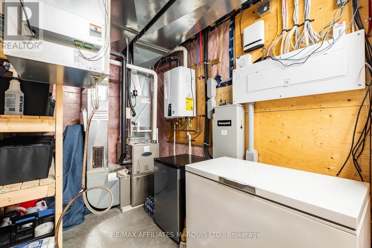 29658311/20309-andrea-avenue/lancaster/south-glengarry/ontario/K0C2C0_36