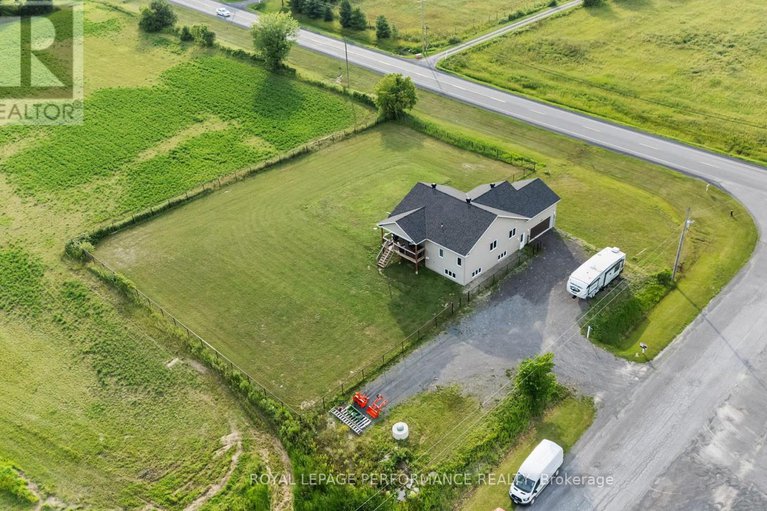 28602193/3348-bureau-road/north-glengarry-lochiel-twp/north-glengarry/ontario/K0C1A0_4