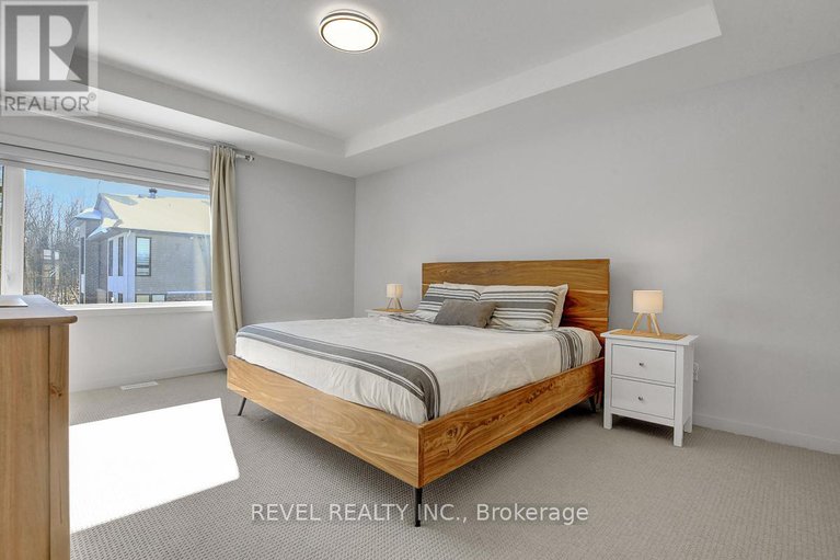 29397994/870-quartet-avenue/riverside-southgloucester-glen/ottawa/ontario/K1X0C6_16