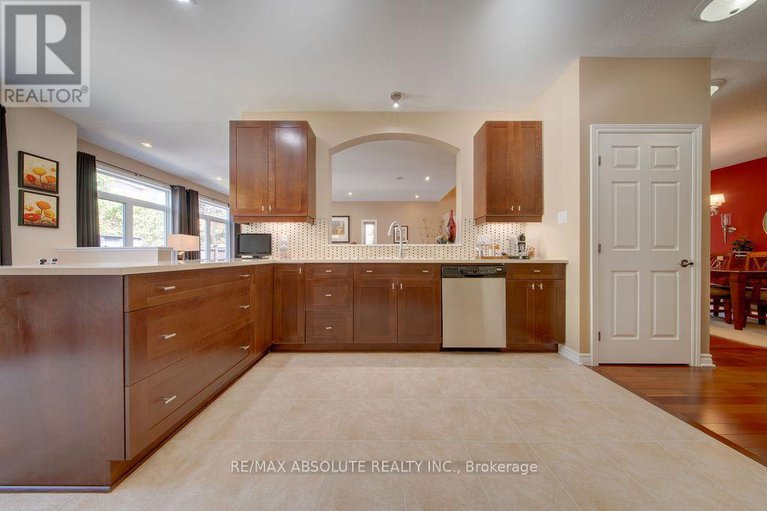 28756675/118-spiritwood-drive/emerald-meadowstrailwest/ottawa/ontario/K2M3A2_13