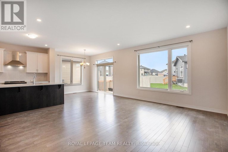 29111115/521-kindred-crescent/north-grenville-twp-kemptville-south/north-grenville/ontario/K0G1J0_12