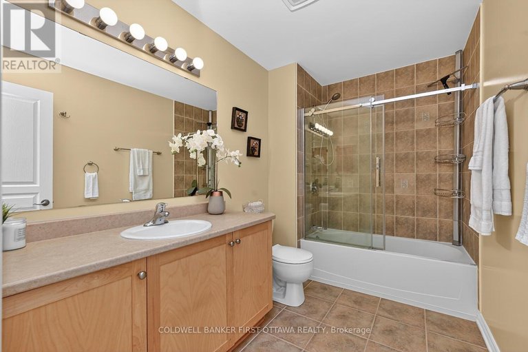 29580873/102-windance-crescent/morgans-grantsouth-march/ottawa/ontario/K2W0A7_24