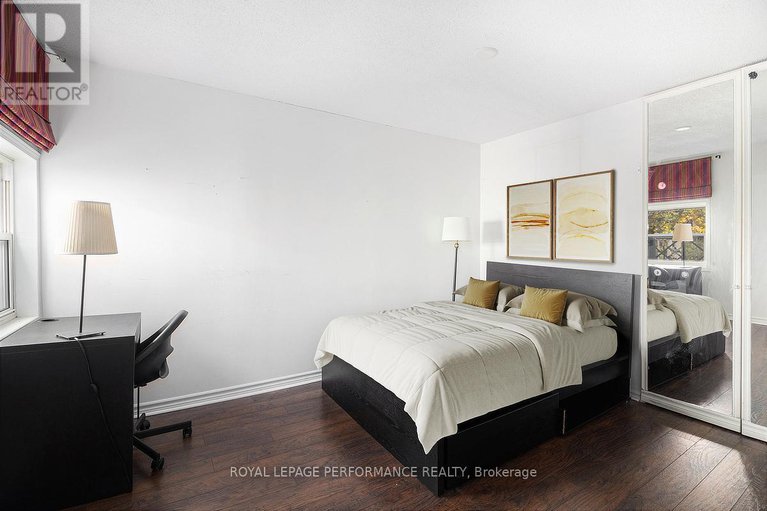 29076591/55-argyle-avenue/ottawa-centregolden-triangle/ottawa/ontario/K2P1B3_17