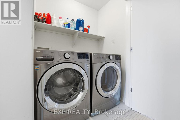 29194137/687-capricorn-circle/riverside-southgloucester-glen/ottawa/ontario/K4M0J5_31