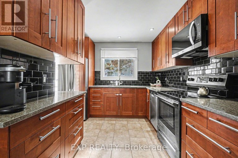 29426960/185-teal-crescent/chatelaine-village/ottawa/ontario/K1E2C3_12