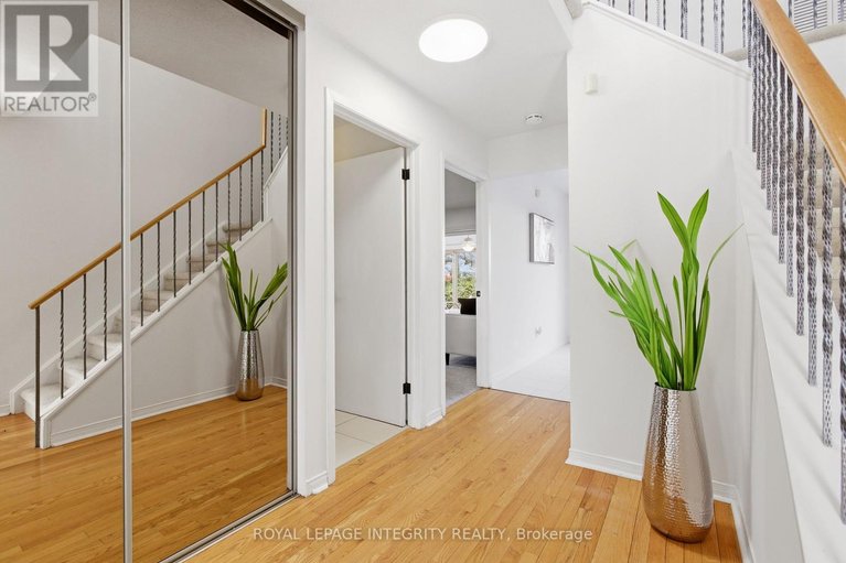 29541286/1019-driftwood-crescent/convent-glen/ottawa/ontario/K1C2N9_5