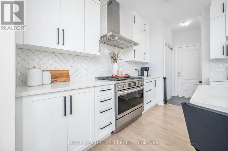 28850465/792-cappamore-drive/half-moon-bay/ottawa/ontario/K2J6V6_13