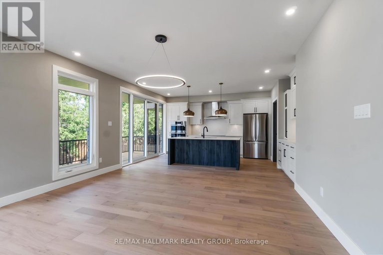 28546575/110-theberge-private/meadowlandsst-claire-gardens/ottawa/ontario/K2G4T1_5