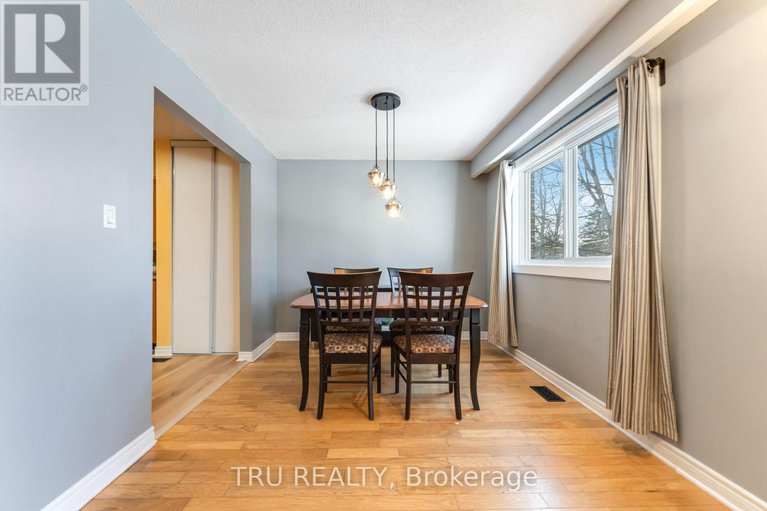 29325891/2-2960-penny-drive/britannia-heights/ottawa/ontario/K2B6H5_14