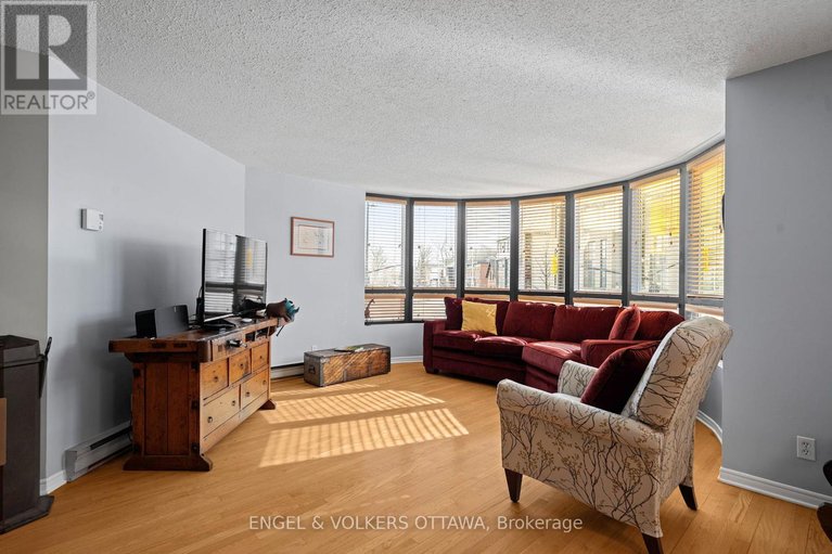 29479998/207-10-main-street/ottawa-east/ottawa/ontario/K1S1M9_6