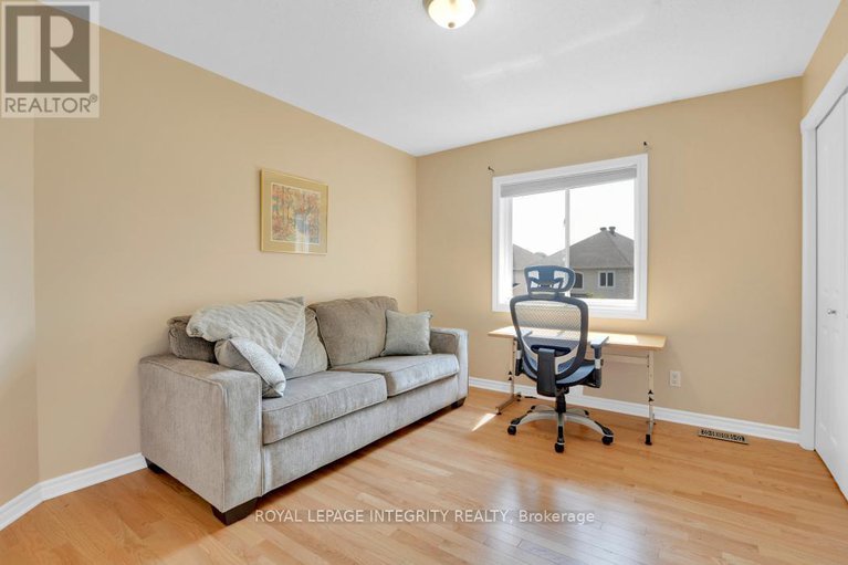 28624550/11-honeywood-court/riverside-southgloucester-glen/ottawa/ontario/K1V1Y4_23