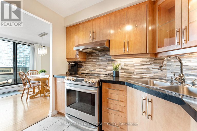 28455363/ph-2301-470-laurier-avenue-w/ottawa-centre/ottawa/ontario/K1R7W9_23
