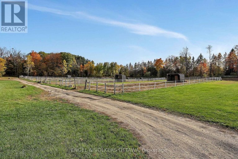 29610476/791-rock-road/north-grenville-twp-kemptville-south/north-grenville/ontario/K0G1S0_35