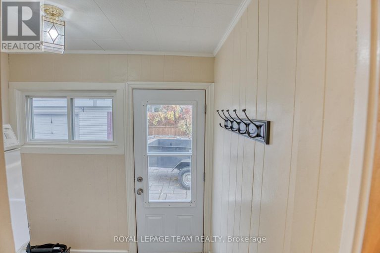 28379778/87-guigues-avenue/lower-townbyward-market/ottawa/ontario/K1N5H8_14