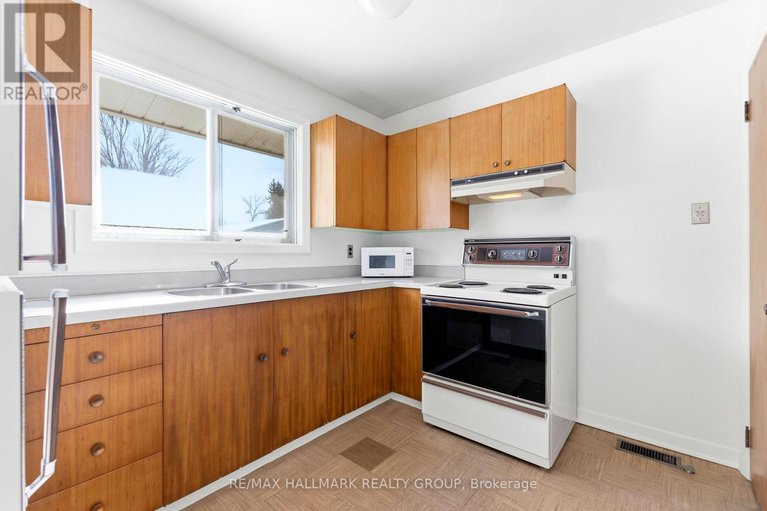 29398647/6228-perth-street/richmond/ottawa/ontario/K0A2Z0_12