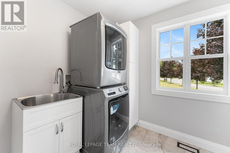 28873033/7474-mitch-owens-road/osgoode-twp-north-of-reg-rd-6/ottawa/ontario/K4P1K9_34