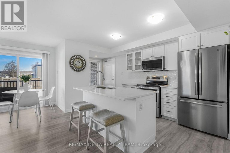 29531208/d-516-decoeur-drive/avalon-west/ottawa/ontario/K4A5H5_10