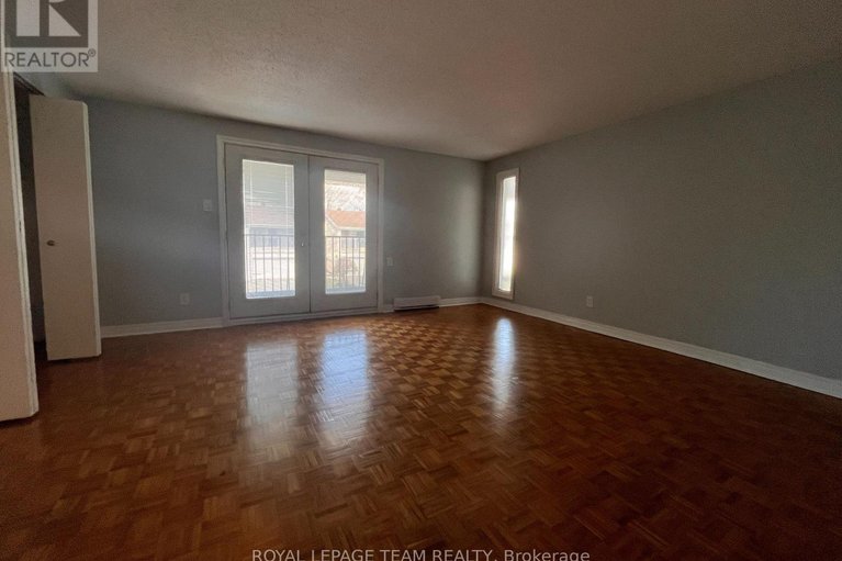 29658665/87-grady-crescent/sheahan-estatestrend-village/ottawa/ontario/K2H5S2_10