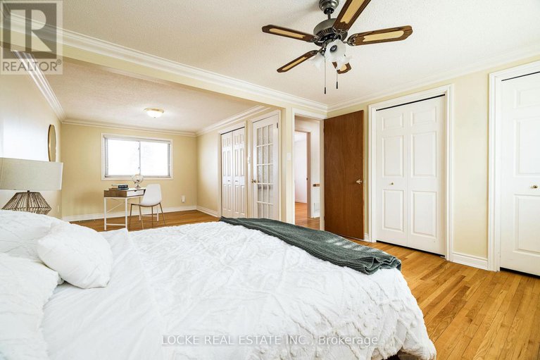 29431769/279-hoylake-crescent/bilberry-creekqueenswood-heights/ottawa/ontario/K1E1M1_25