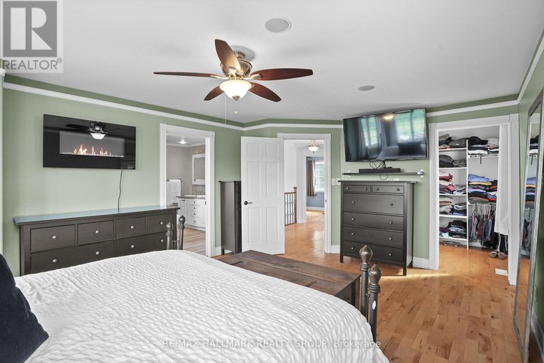 28818165/115-pigeon-street/town-of-rockland/clarence-rockland/ontario/K4K1J8_29