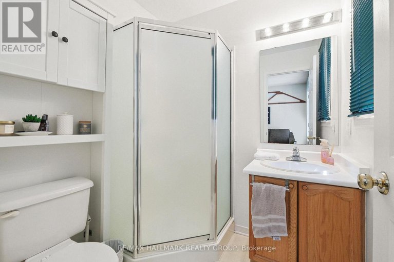 28650833/9-radstock-private/ottawa-centre/ottawa/ontario/K1R5J8_7