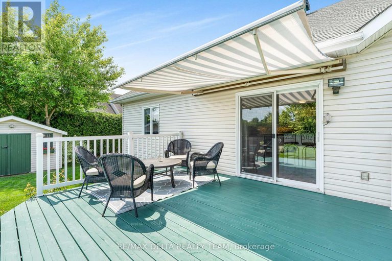 28499288/1147-fieldown-street/cumberland-ridge/ottawa/ontario/K4C1R7_32