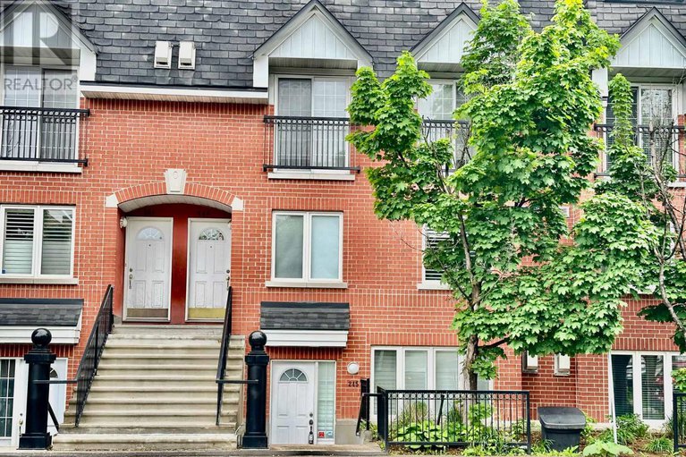 28039095/245-cumberland-street/lower-townbyward-market/ottawa/ontario/K1N8W6_2