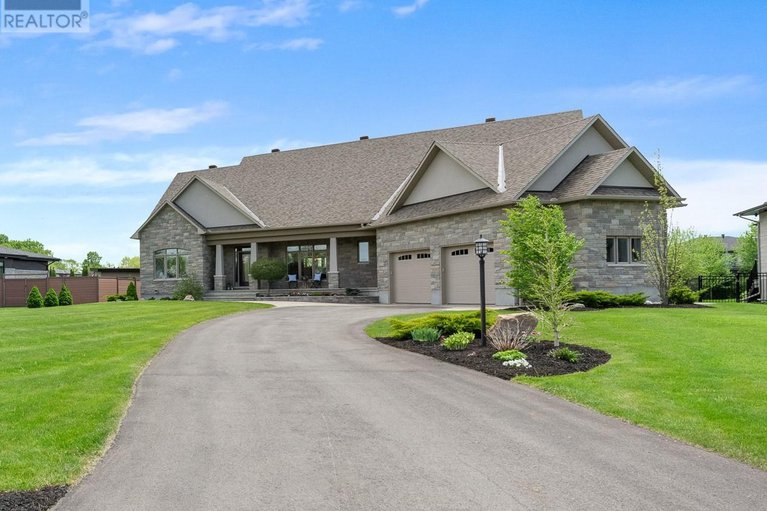 28393818/717-mcmanus-avenue/manotick-village-manotick-estates/ottawa/ontario/K4M0B2_2