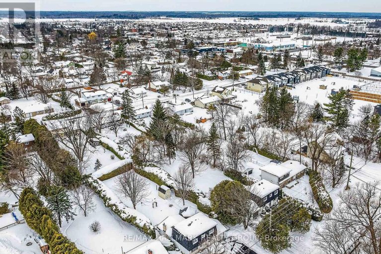 29455342/27-king-street/richmond/ottawa/ontario/K0A2Z0_42