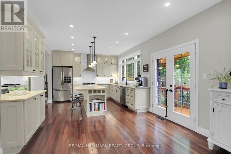 28509443/31-kyle-avenue/stittsville-central/ottawa/ontario/K2S1G9_13