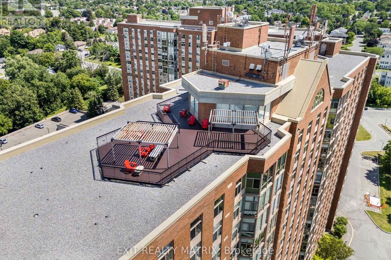 28647824/705-2759-carousel-crescent/emerald-woodssawmill-creek/ottawa/ontario/K1T2N5_37