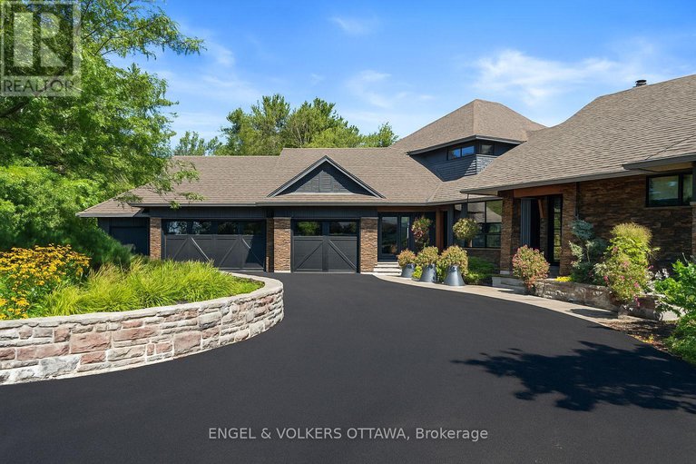 28961794/6351-rideau-valley-drive-n/manotick-south-to-roger-stevens/ottawa/ontario/K4M1B3_6