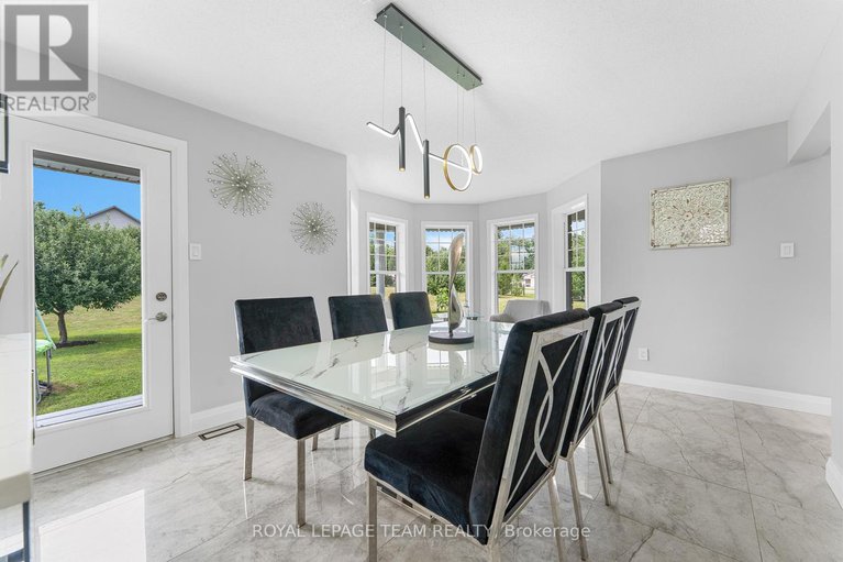 28628335/7474-mitch-owens-road/osgoode-twp-north-of-reg-rd-6/ottawa/ontario/K4P1K9_23