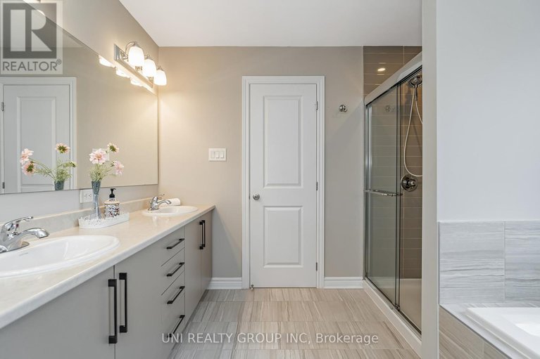 28595256/25-clonfadda-terrace/half-moon-bay/ottawa/ontario/K2J6E7_41