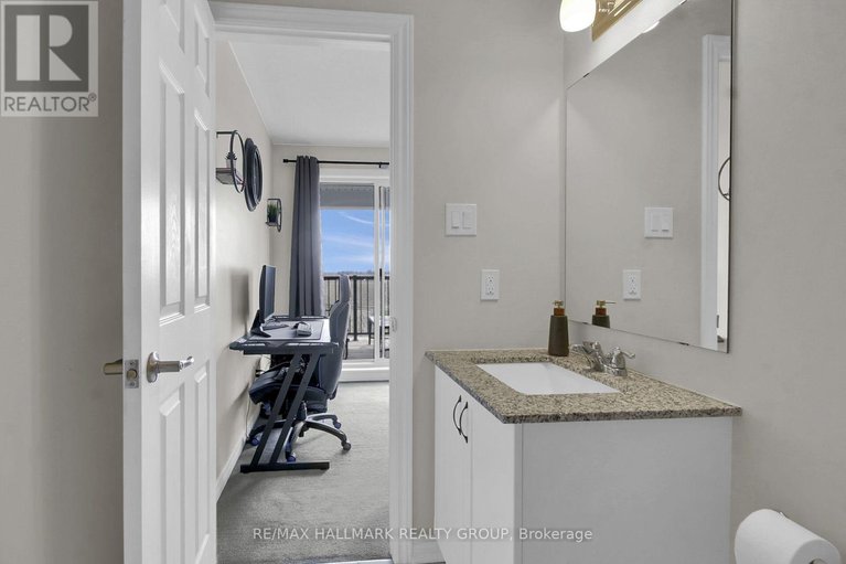 29641678/220-pilot-private/emerald-meadowstrailwest/ottawa/ontario/K2V0S4_39