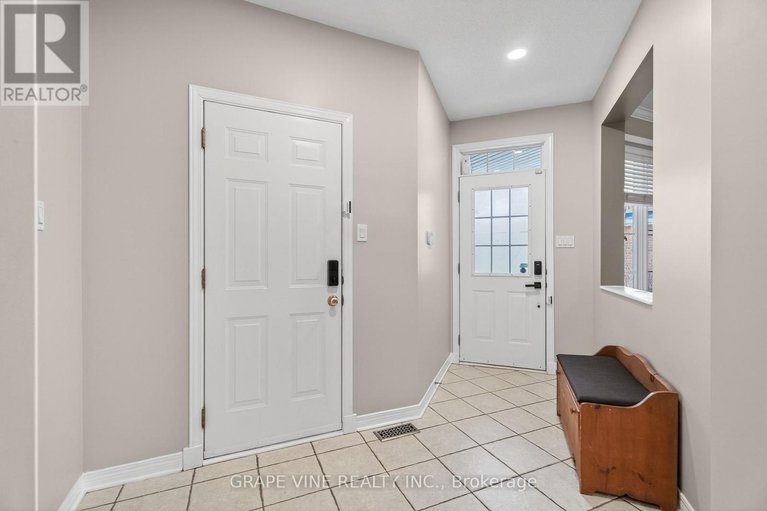 29648107/103-rowallen-place/hunt-club-parkgreenboro/ottawa/ontario/K1T4E3_9