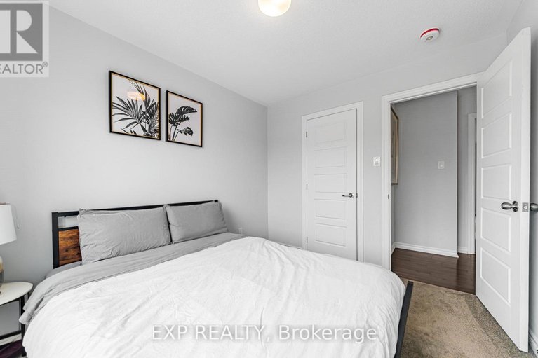 29674272/527-alcor-terrace/half-moon-bay/ottawa/ontario/K2J6N6_17